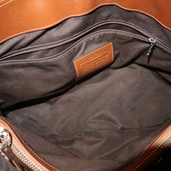 Coach Satchel/Tote with divided compartments - Picture 4 of 5